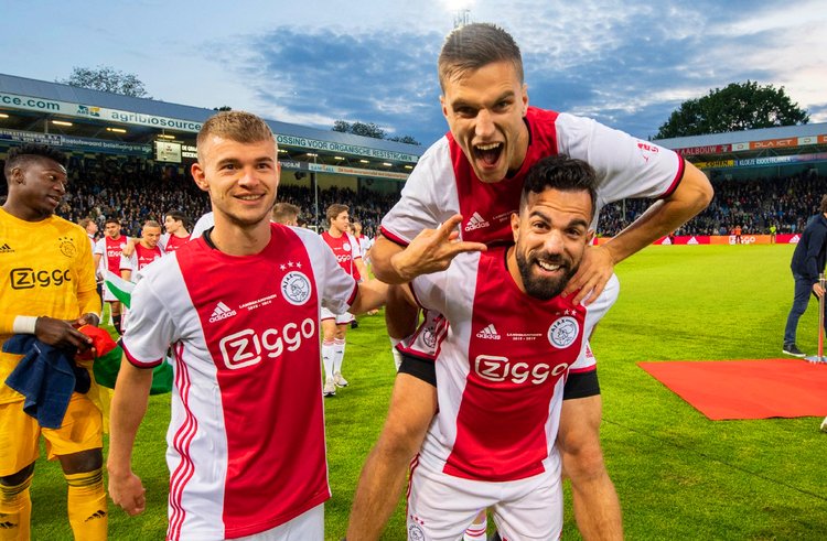 他以首发身 他以首发身